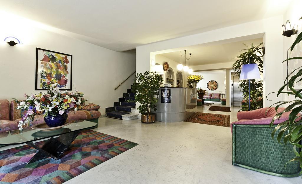 Hotel Palagi Pietrasanta Bagian luar foto