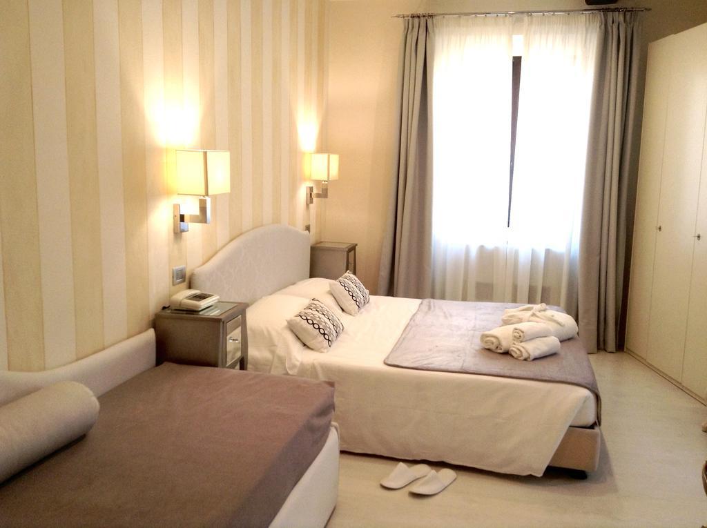 Hotel Palagi Pietrasanta Bagian luar foto