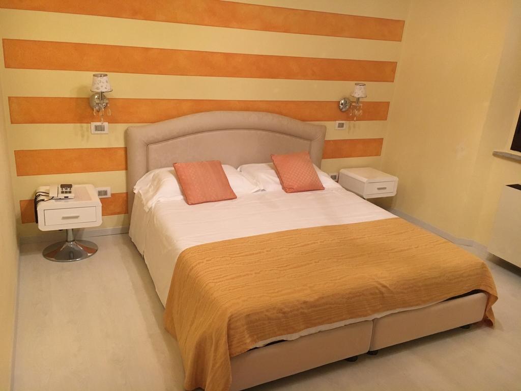 Hotel Palagi Pietrasanta Bagian luar foto