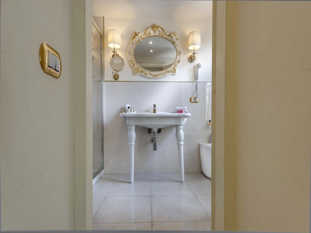 Hotel Palagi Pietrasanta Bagian luar foto
