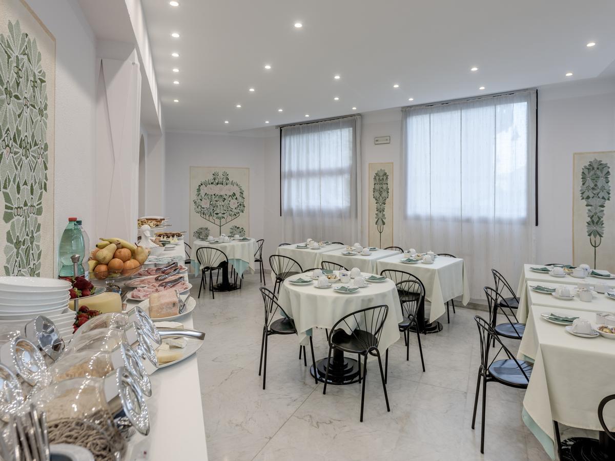 Hotel Palagi Pietrasanta Bagian luar foto
